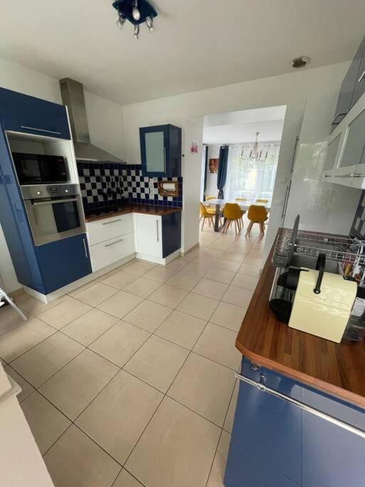 Maison De Vacances Familiale Ouistreham Exterior photo